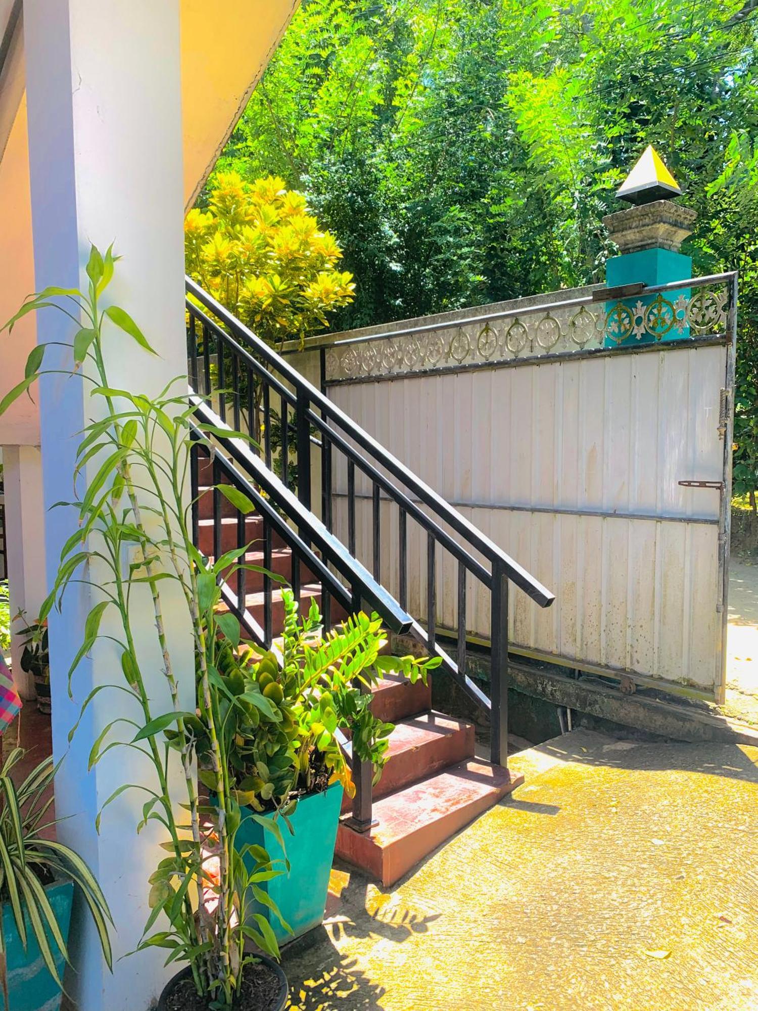 Deshan Homestay & Restaurant Tangalle Ngoại thất bức ảnh