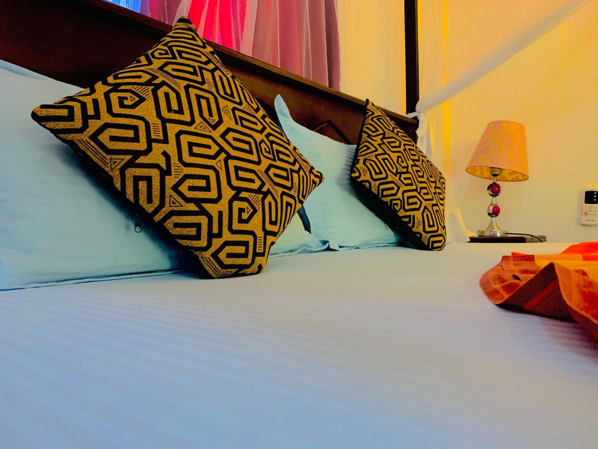 Deshan Homestay & Restaurant Tangalle Ngoại thất bức ảnh