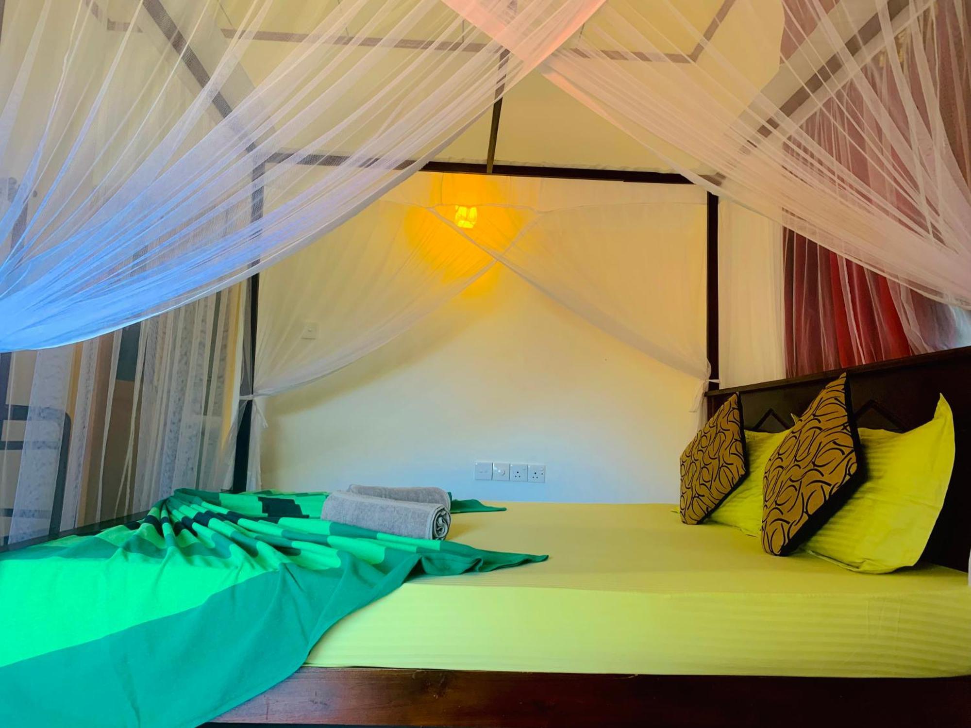 Deshan Homestay & Restaurant Tangalle Ngoại thất bức ảnh